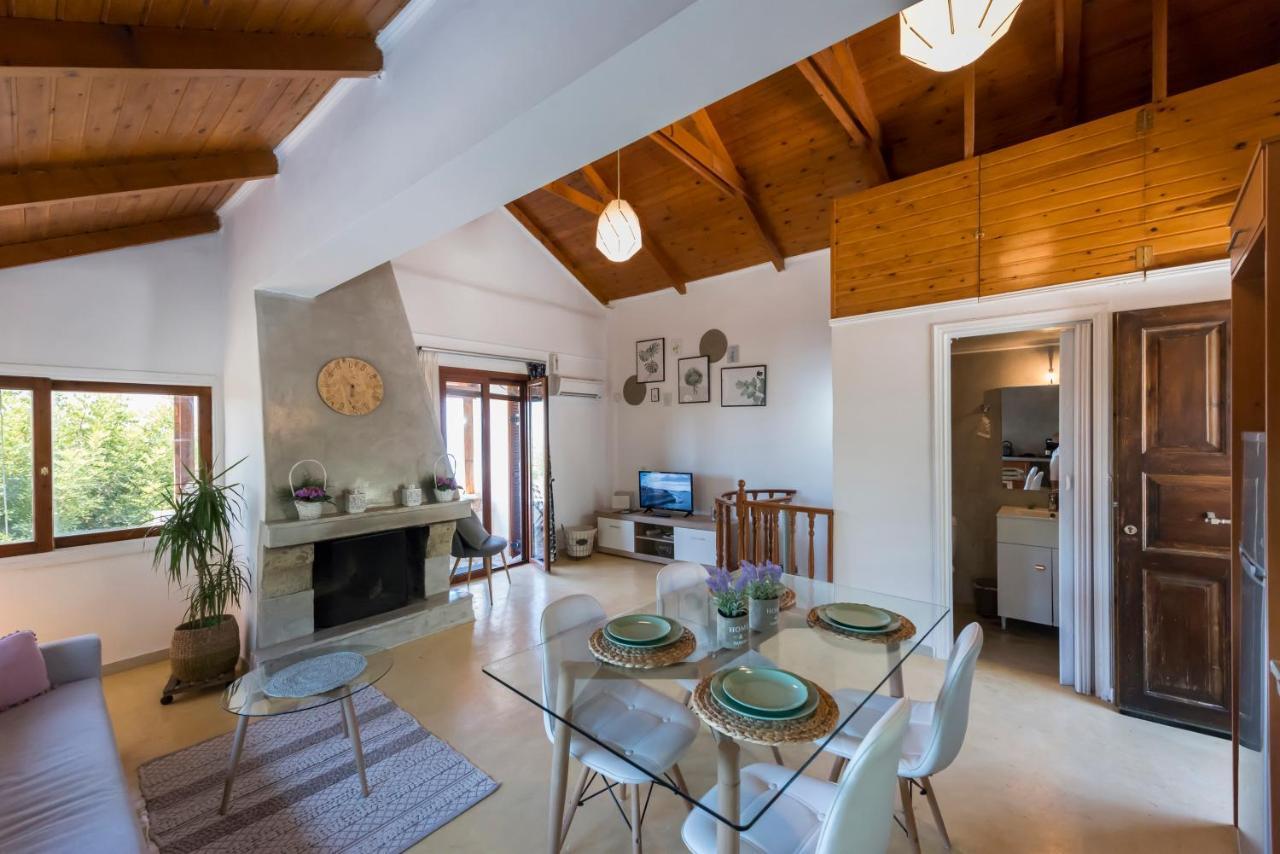 Ferienwohnung Seaside Heaven - Sunset Views Close To The Beach Kalamata Exterior foto