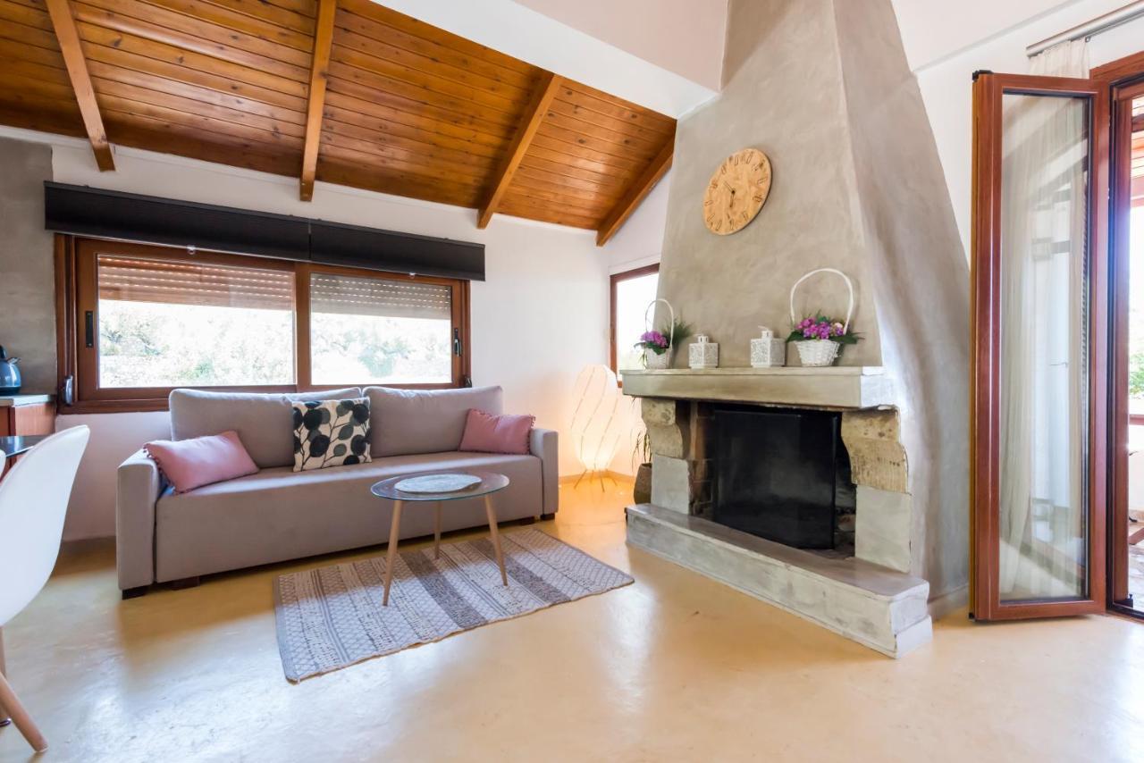 Ferienwohnung Seaside Heaven - Sunset Views Close To The Beach Kalamata Exterior foto